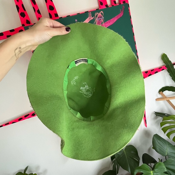 Vintage Fuzzy Hat - Picture 2 of 2